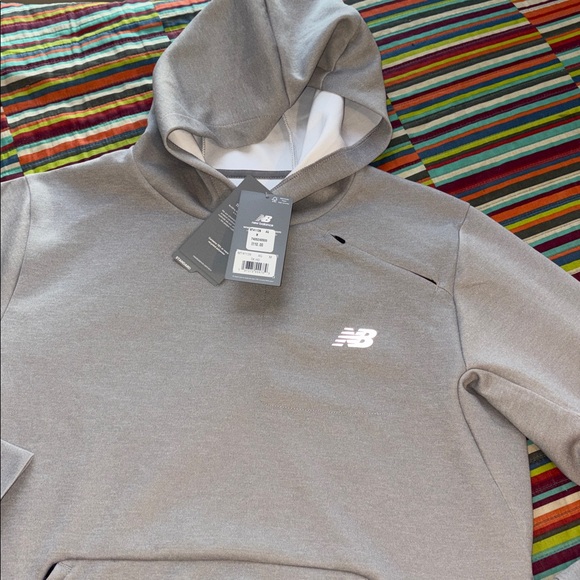 New Balance Mens Tech Knit Hoodie Pullover Grey Size M NEW WITH TAGS!$110 retail - Picture 3 of 15